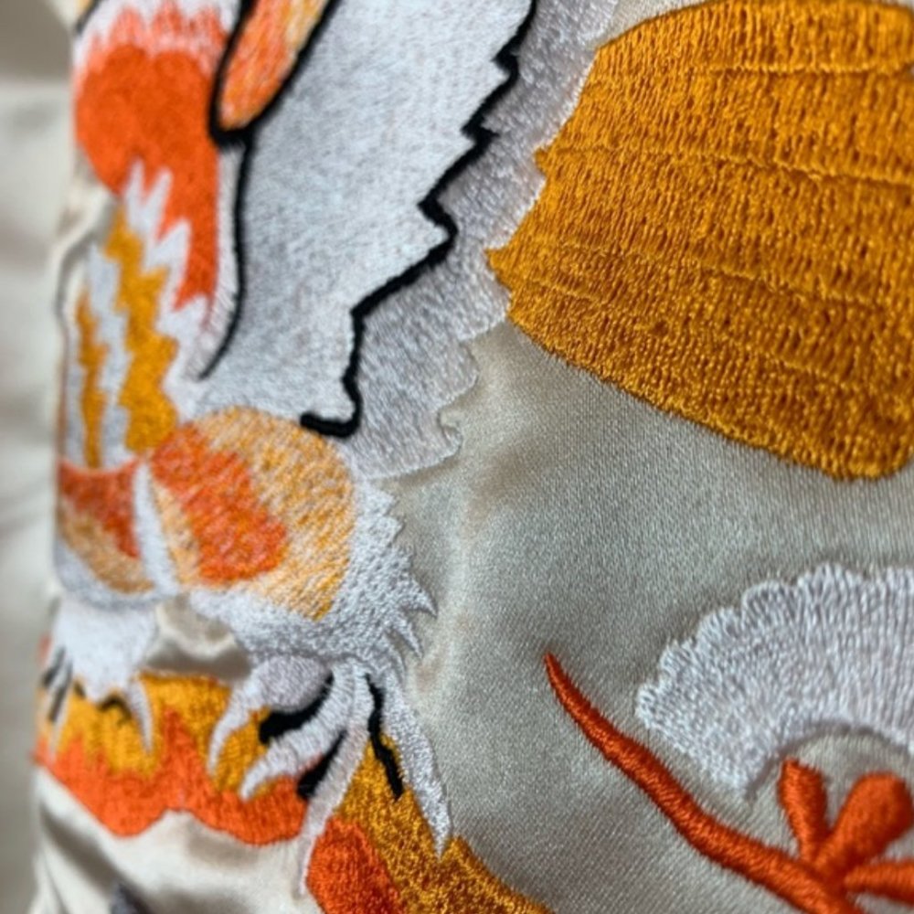 NWOT Rare UO Urban Renewal Soaring Desert Eagle Embroidered Satin Bomber - Picture 5 of 12